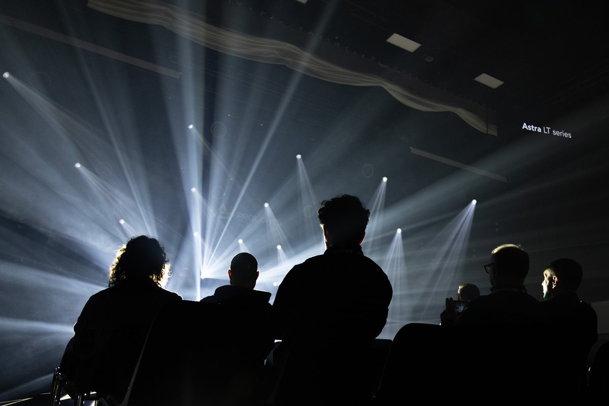 NovaStar Tech tweet media