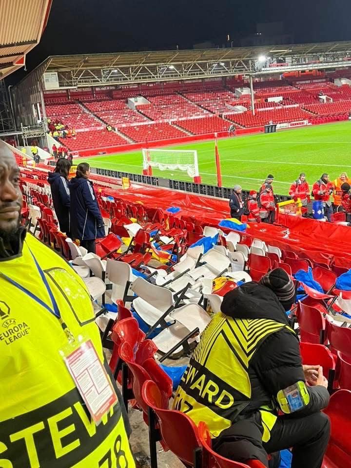 danbright88's tweet photo. Looks like they took the shit galatasaray chant to heart #NFFC #Fenerbahçe https://t.co/jU67hD2Ir1