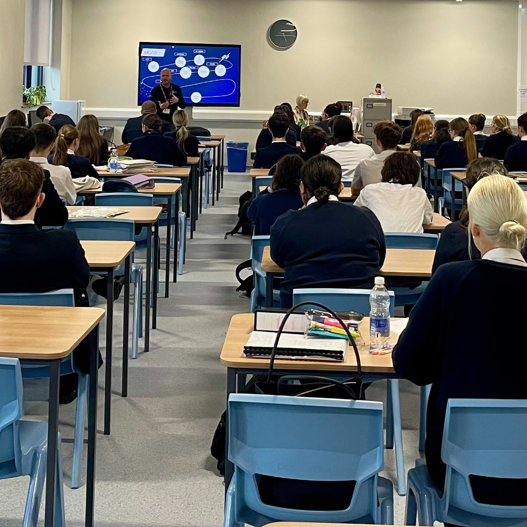 Study At Ulster tweet media