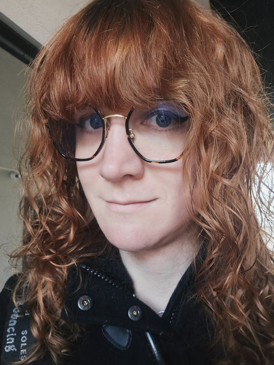 Kadepie 🦊🏳️⚧️ tweet media