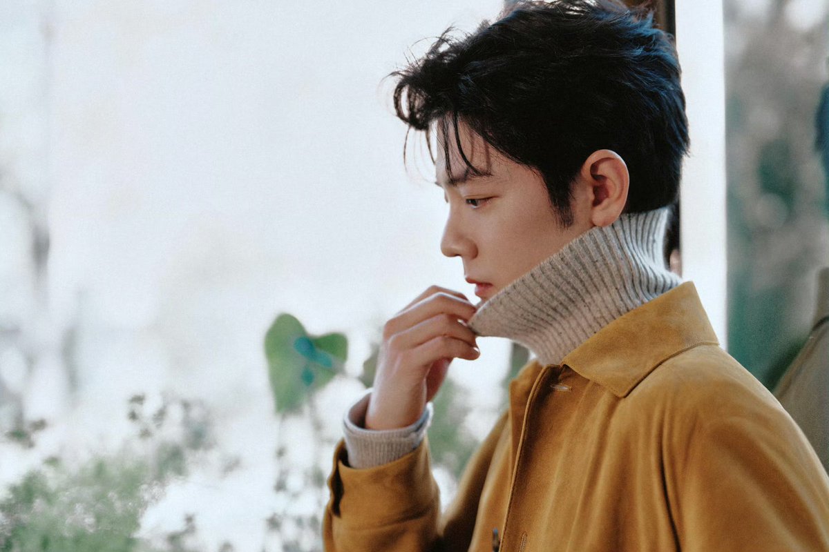 XiaoLingxz's tweet photo. Cứ đến mùa Fashion Week là lại thấy rạo rực. Có hẹn với anh Đại diện toàn cầu của TOD'S chiều nay. 
Chờ đợi cú nổ mang tên Tiêu Chiến 🔥

XIAO ZHAN ITALIAN STORY 

#XiaoZhanxTodsCraft 
#MFW26XiaoZhanCharm https://t.co/7vYYfG0K7p