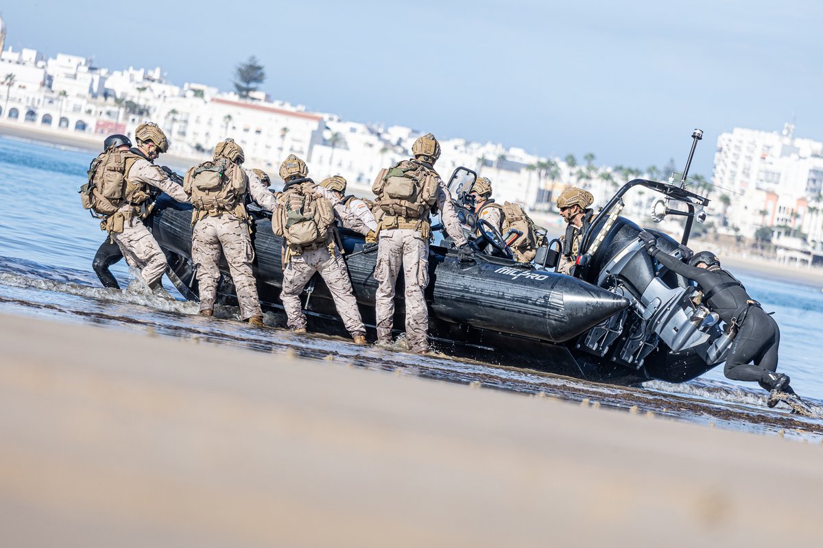 Armada_esp's tweet photo. ⚓🇪🇸Hoy celebramos el 489 aniversario de la Infantería de Marina Española, la más antigua del mundo. 

👉Siglos de #historia, valor y sacrificio al servicio de #España, proyectando fuerza desde la más allí donde sea necesario.

💪¡Valientes por tierra y por mar!

#SomosLaArmada https://t.co/lU8RQ0JlPe