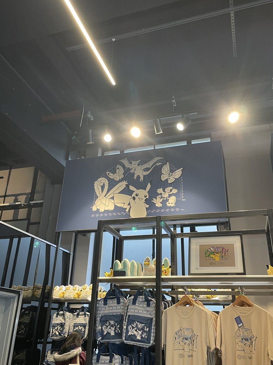 ma___uk's tweet photo. 自然史博物館のポケモンのポップアップ可愛かった❤️
ポケモンカードもゲットできた https://t.co/5XvQWmrm8K