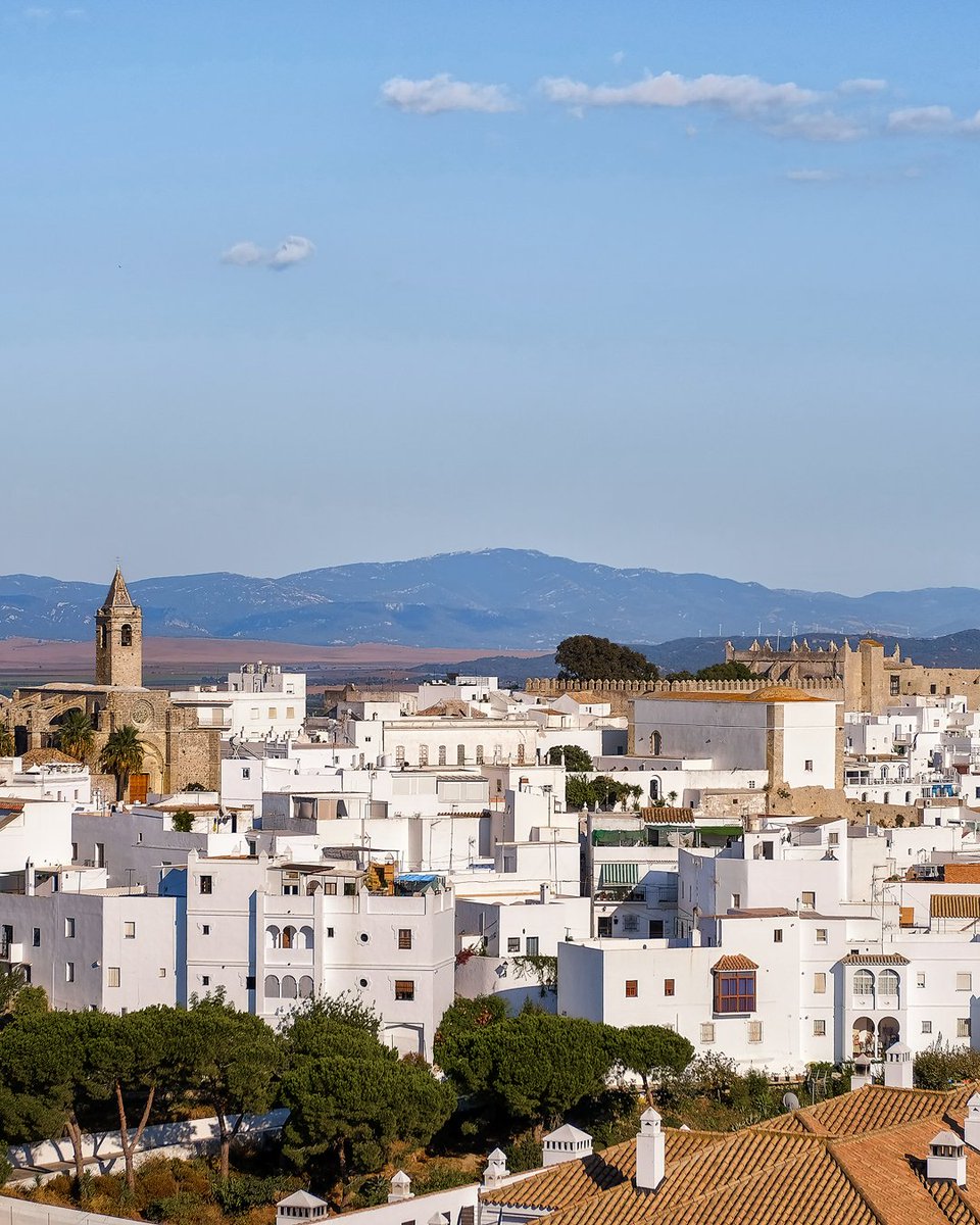 Tenemos nueva versión de nuestra web… y viene cargada de novedades! 🚀✨

Ahora puedes disfrutar de:
📷 Webcams en directo de nuestros pueblos
🗺️ Planificación de rutas para organizar tu escapada perfecta
🌦️ Previsión meteorológica actualizada
➕ ¡Y muchas sorpresas más que