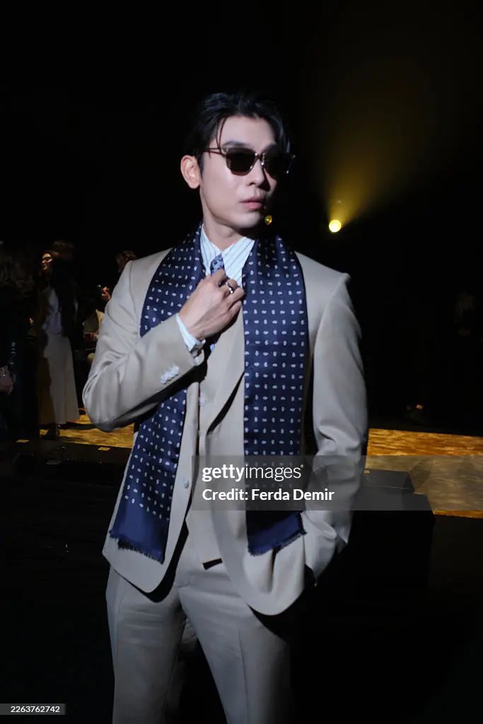 SuppasitChannel's tweet photo. Even on Getty Images, he looks so unreal. That’s how powerful Mew is. 🖤✨

MEW AT MILAN FW26

@HUGOBOSS
@MSuppasit
#MewSuppasit
#BeYourOwnBOSS
#BossFW26xMew
#MFW26 https://t.co/tm2jmUuyyg
