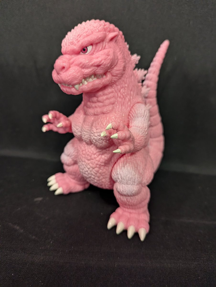 なんて可愛いんだ なんて可愛いんだって言って触ろうとしたら指噛み