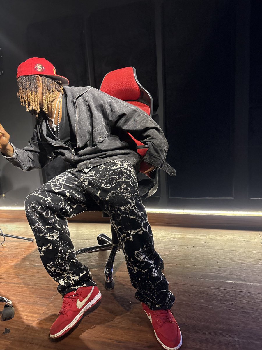 Hugop042🦉 tweet media