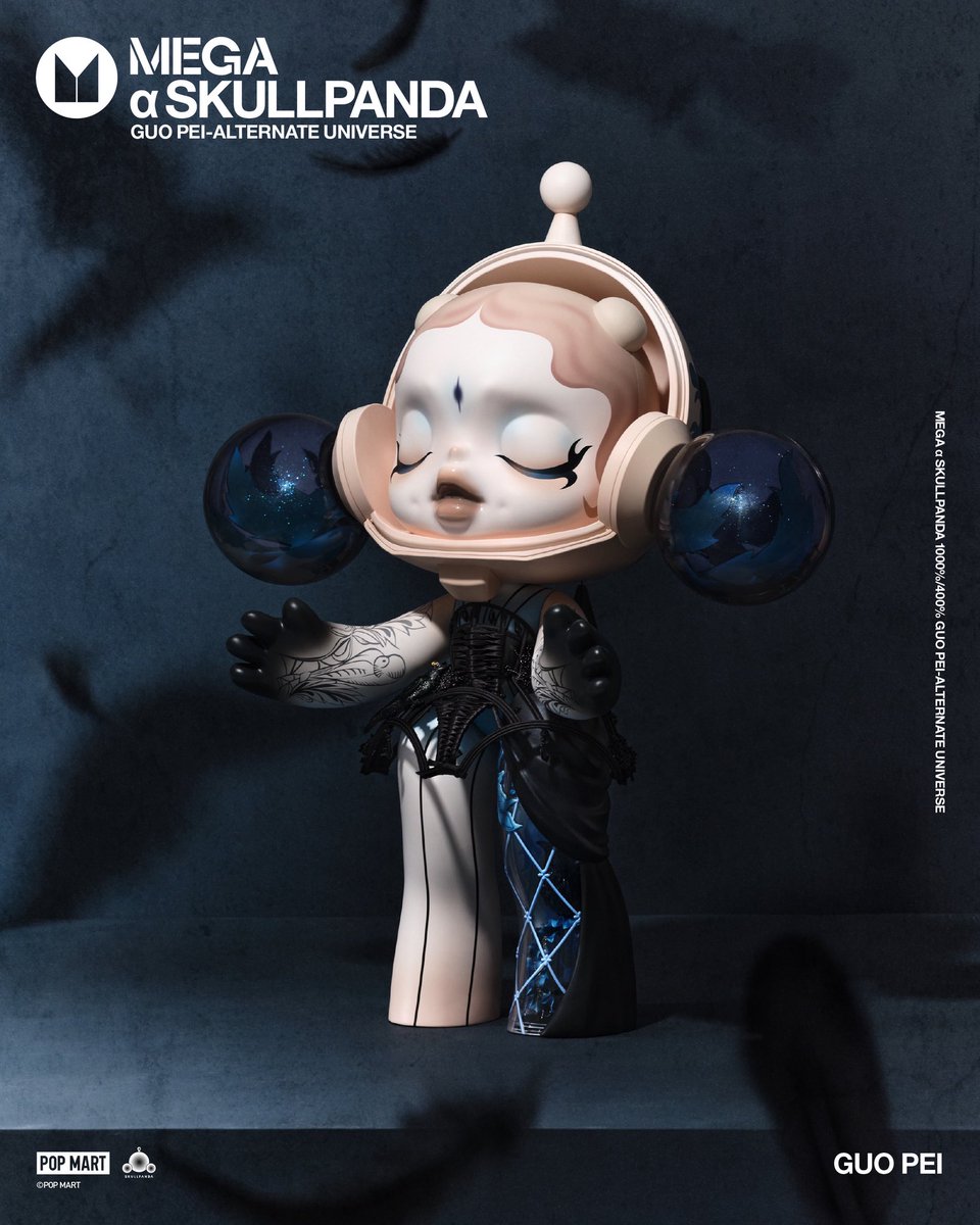 POPMARTGlobal's tweet photo. 🕤Enter the Otherworld with 𝐌𝐄𝐆𝐀 α 𝐒𝐊𝐔𝐋𝐋𝐏𝐀𝐍𝐃𝐀.

Where life flows, and resilience takes shape.

What feels like an ending is simply a new beginning. 

𝐌𝐄𝐆𝐀 α 𝐒𝐊𝐔𝐋𝐋𝐏𝐀𝐍𝐃𝐀 𝟏𝟎𝟎𝟎% 𝟒𝟎𝟎% 𝐆𝐮𝐨 𝐏𝐞𝐢-𝐀𝐥𝐭𝐞𝐫𝐧𝐚𝐭𝐞 𝐔𝐧𝐢𝐯𝐞𝐫𝐬𝐞

To determine the local release time, please refer to the local POP MART account or channel in each respective country or region.

#POPMART #MEGAαSKULLPANDA #SKULLPANDAxGUOPEI #arttoy #megacollection