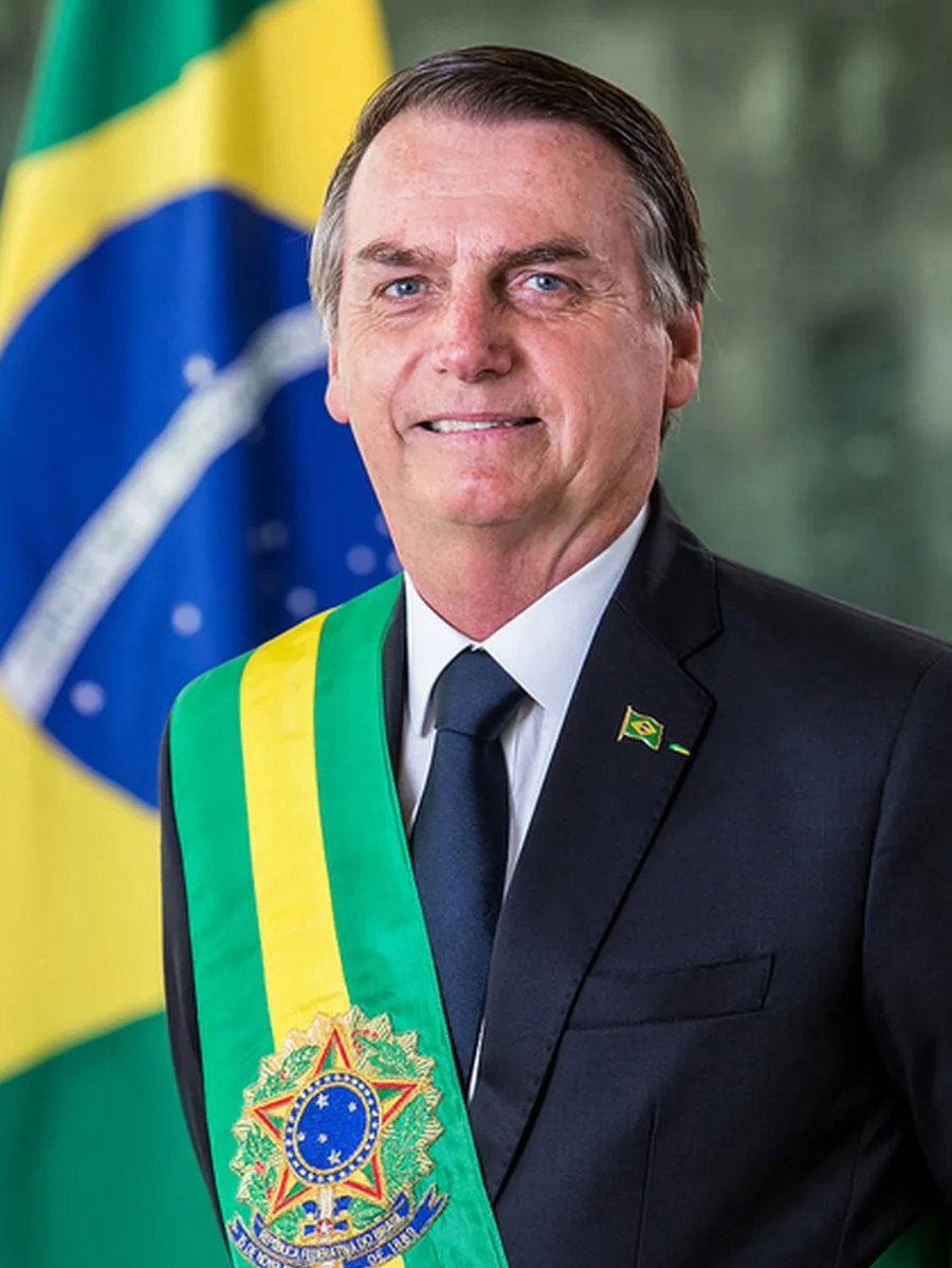 eu acho mais provável terem votado no lula por causa desse cara