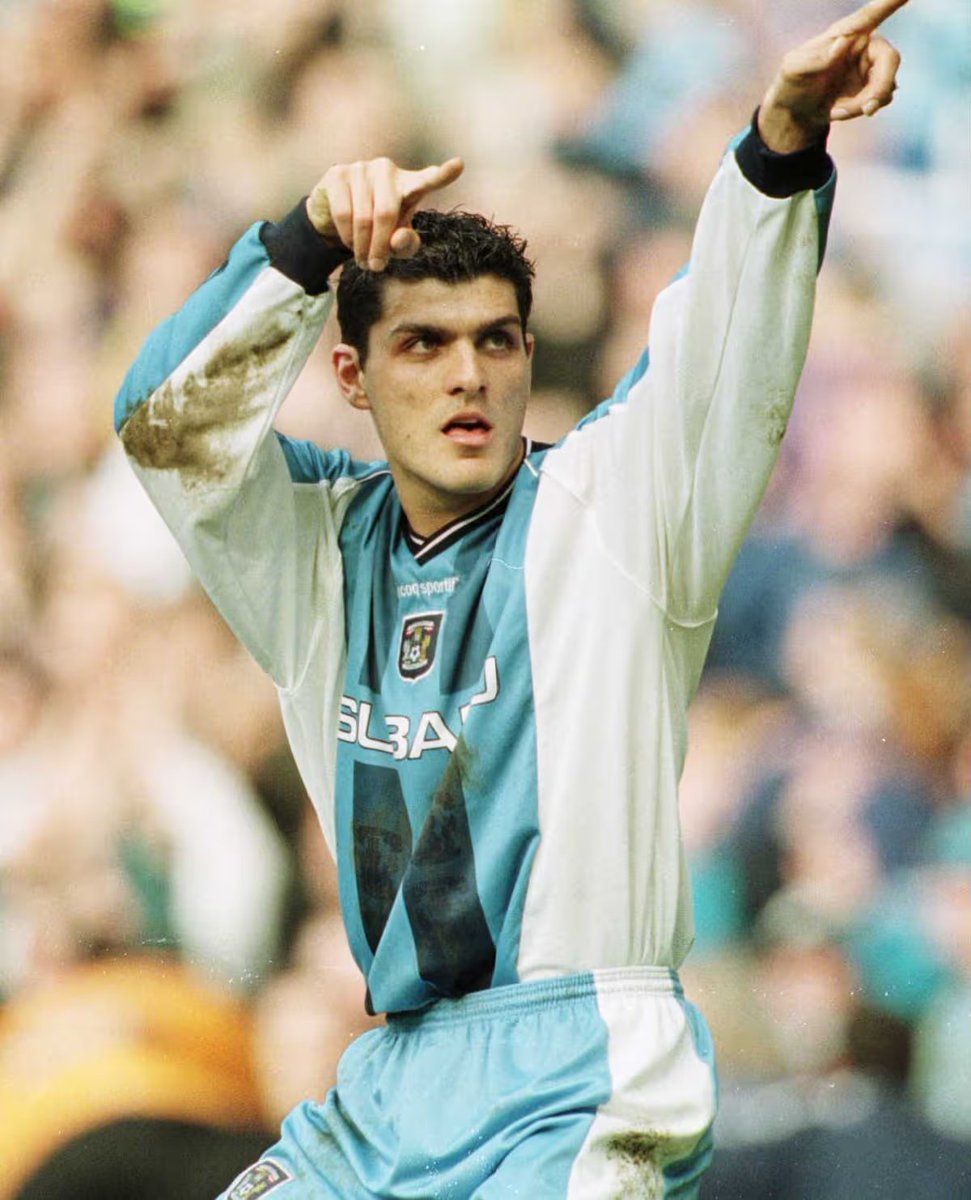 On this day 1999 two goals from John Aloisi and George Boateng gave City a 4-1 win at Villa Park, teenager Gary McSheffrey became clubs youngest player when he came on as sub .youtube.com/watch?v=A5Hip0…