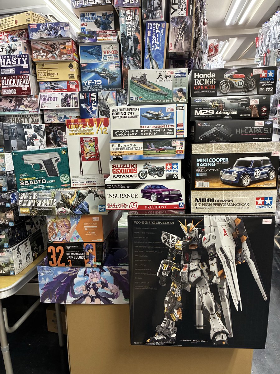 2/27（金)新製品、再入荷品のお知らせです。