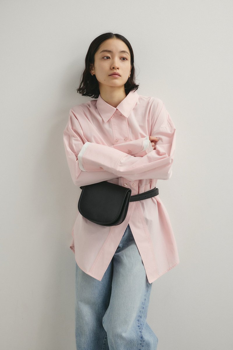 style_mixer's tweet photo. ✨再入荷✨

即完売した大人気シャツが再入荷！

裾広がりのデザインが、一枚で雰囲気が出るオーバーサイズシャツ

#STYLEMIXER #スタイルミキサー #スタミキ https://t.co/FZWhcS9fLV