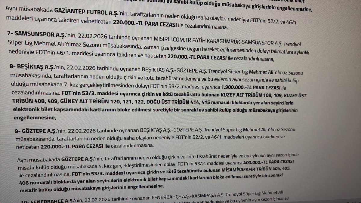 <a href="/HaberKartali/">Haber Kartalı</a> bilen biri yardımcı olsun lütfen, göztepe maçında kuzey alt 108 blokta olduğum için pfdk dan ceza yedi bu bloklar. bir sonraki ev sahibi maçında cezalı olacağız, bu ceza içerdeki Rize maçında silinir mi? Galatasaray maçına girebilir miyim