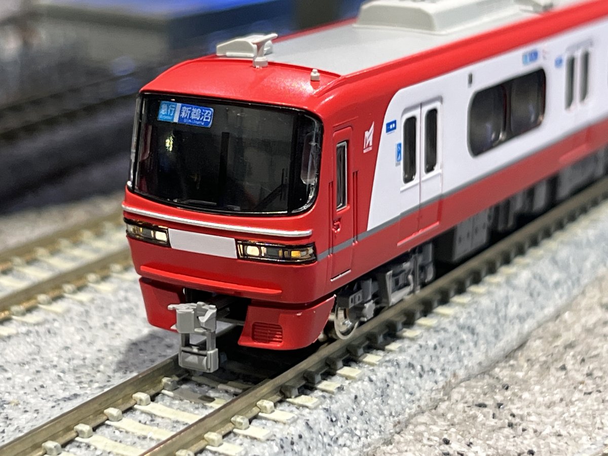 特製完成品売り場に名鉄1800系(1804F+1807F) 4両編成をご用意いたし