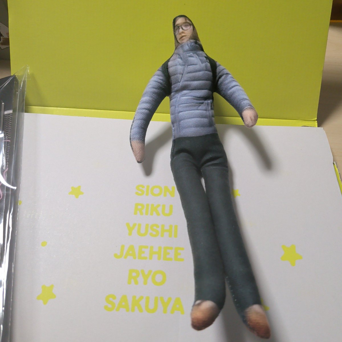 シオン🌷の針金さん届きました‼️
WISHのファンクラブ冊子と同時🤣
<a href="/lmkwm_/">WML🍉</a> さんありがとうございました😆🙏💓✨