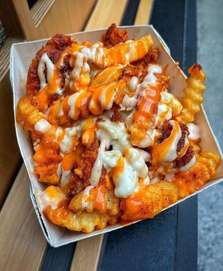 TASTEYFOOD2668's tweet image. "Level up your snack game! 🧀🔥 Swipe to see the ultimate flavor explosion." #SnackTime #CheesyFries #FoodLover #TasteTheMagic