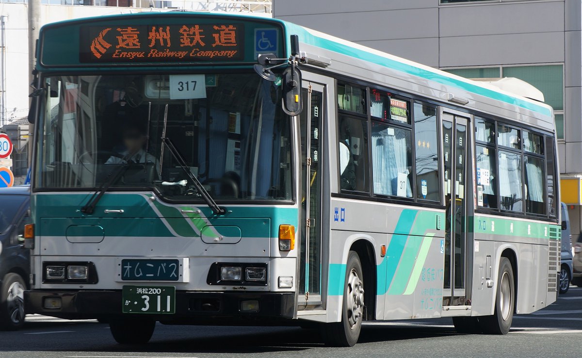 遠鉄バス
浜松200か・311　浜松東
KL-HR1JNEE（2003年式）

浜松まつりシャトル　2025.5.5