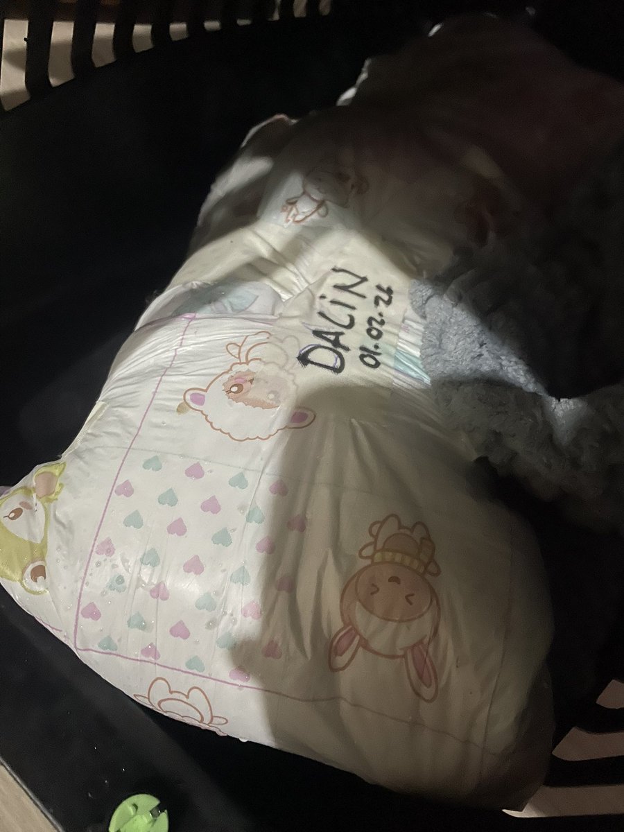 dalinicnadalet's tweet photo. Veteriner soluk borusuna hap kaçırdı sapasağlam kedimin ölüsünü teslim etti kamera kayıtlarını saklıyorlar belediyeyi arayalım isterseniz yakarak imha ediyorlar diye teklif ettiler adalette bir karşılığı olmalı lütfen.. https://t.co/R3fFI3dx0F