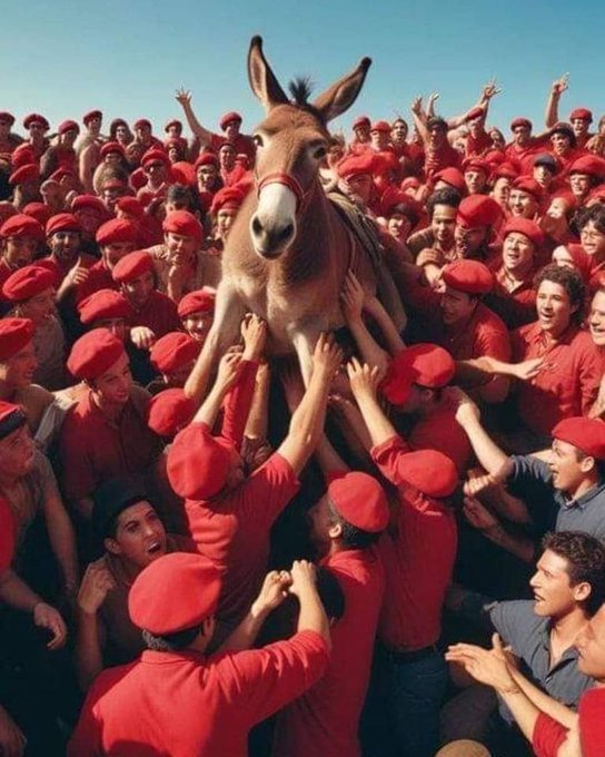 brujo_no's tweet photo. CUMPA, NO PUES NO SE HAGA. TODOS SABEMOS QUE ES LA MISMA GENTE PAGADA DE peru libre, EL PARTIDO QUE PUSO AL BURRO EN EL PALACIO, SON LOS QUE ESTAN HACIENDO SABOTAJE A KEIKO. TAMBIEN DESCUBRIMOS QUE SON LA GENTE DE LA CABRA LOCA ANTAURA, TU SOCIO ROJO.
EL PERÚ NO QUIERE MAS BURROS https://t.co/LdYzy7sMaP