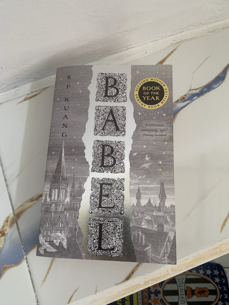 modlvy's tweet photo. Halo semuanya, mau jual preloved novel babel by r. f kuang (english version) buat condi + harga bisa lgsg dm aja yaa

#wts #wtb #zonauang #zonajajanᅠ #preloved #novel https://t.co/WDAfT4D3pw