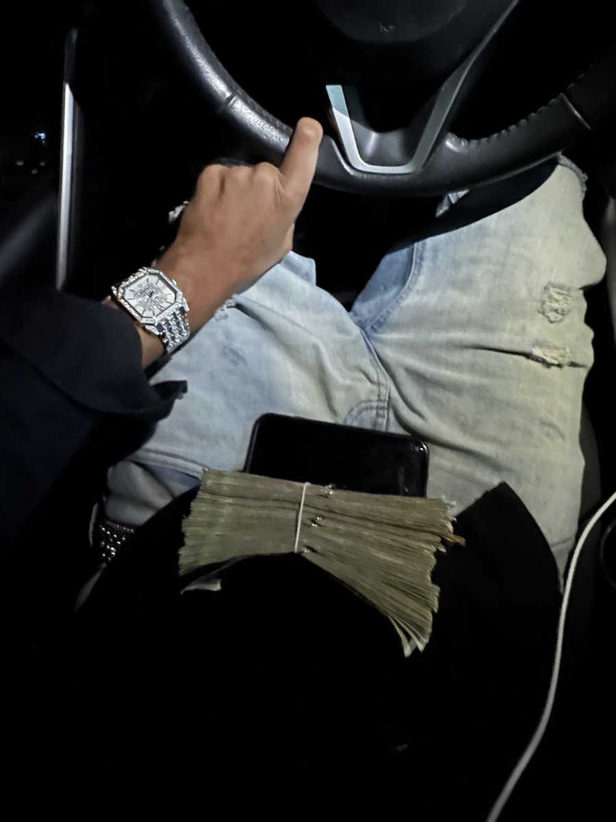 playboiantho's tweet photo. Do it again. &amp; get it back 2x. #VL https://t.co/iK9CHFFv1t