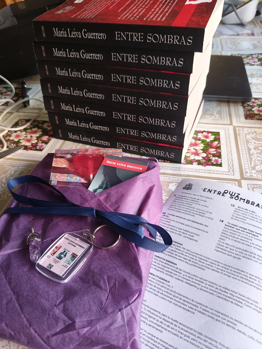 MariaLeivag's tweet photo. ¡Comenzamos preparando pedidos y envíos! 

Mi nueva novela publicada con @octubrenegroenmadrid 🤭

Thriller juvenil con realismo mágico 
Romance slow burn
Villano poderoso, protagonista femenina 
Monstruos
Crítica social
Secretos, mentiras, traiciones...

¿Me ayudáis? GRACIAS ❤️‍🩹 https://t.co/udFqZm0huL