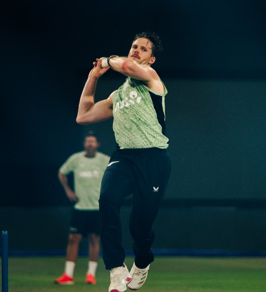 Dheeraj_Nayak22's tweet photo. The Blackcaps play their third and last Super 8s game today against England at RPS Colombo. An important game, a win today will secure a semi final spot, or else qualification will depend on tomorrow's SL-Pak game. All the best Blackcaps!!!
#BACKTHEBLACKCAPS #T20WorldCup #ENGvNZ https://t.co/Ssg7v57ISz