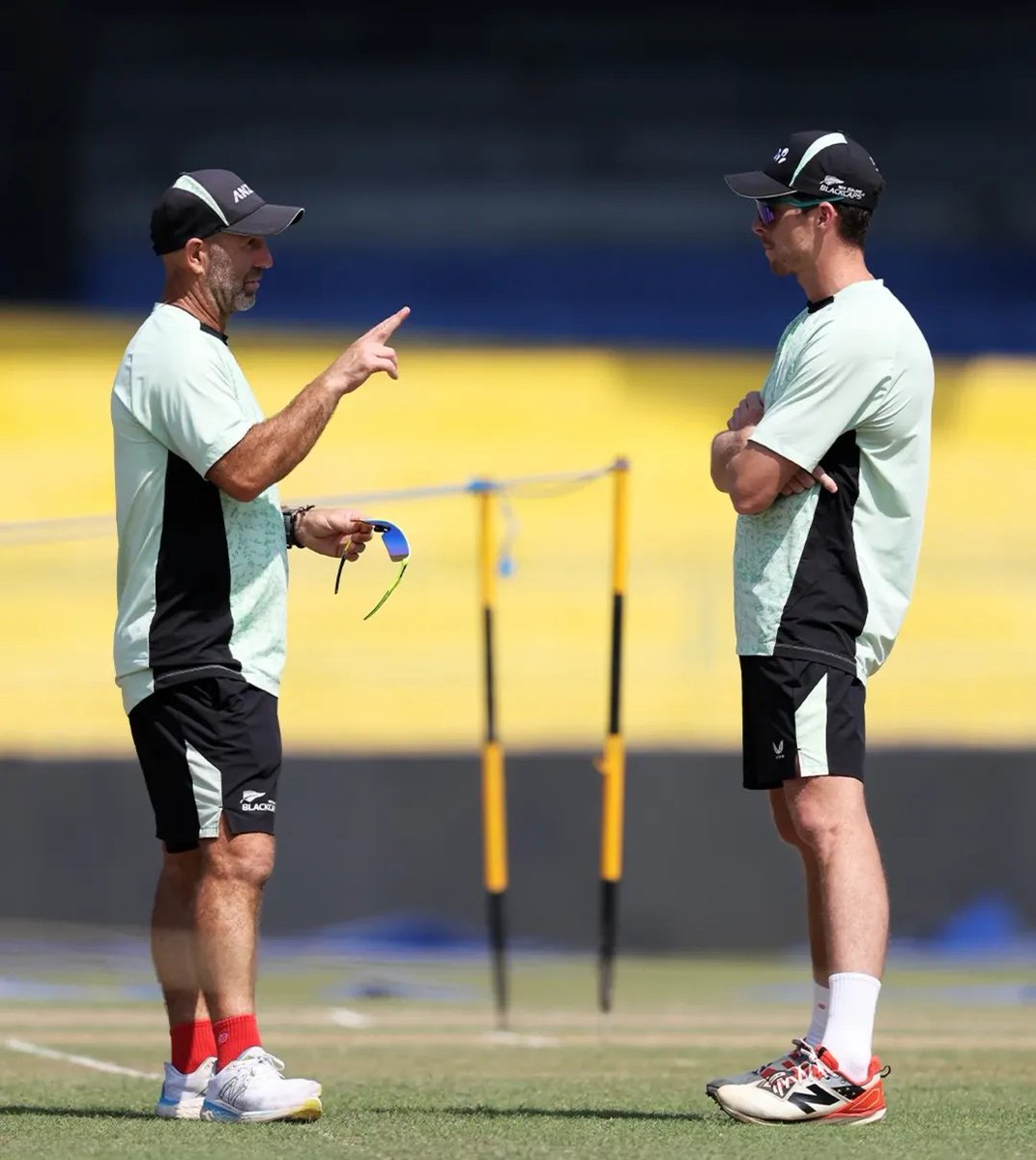 Dheeraj_Nayak22's tweet photo. The Blackcaps play their third and last Super 8s game today against England at RPS Colombo. An important game, a win today will secure a semi final spot, or else qualification will depend on tomorrow's SL-Pak game. All the best Blackcaps!!!
#BACKTHEBLACKCAPS #T20WorldCup #ENGvNZ https://t.co/Ssg7v57ISz