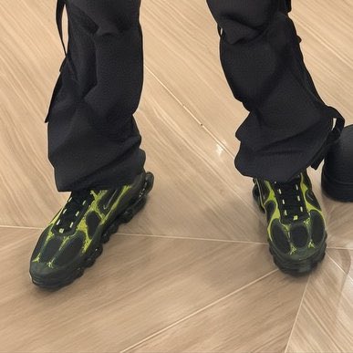 Sneakerologue tweet media