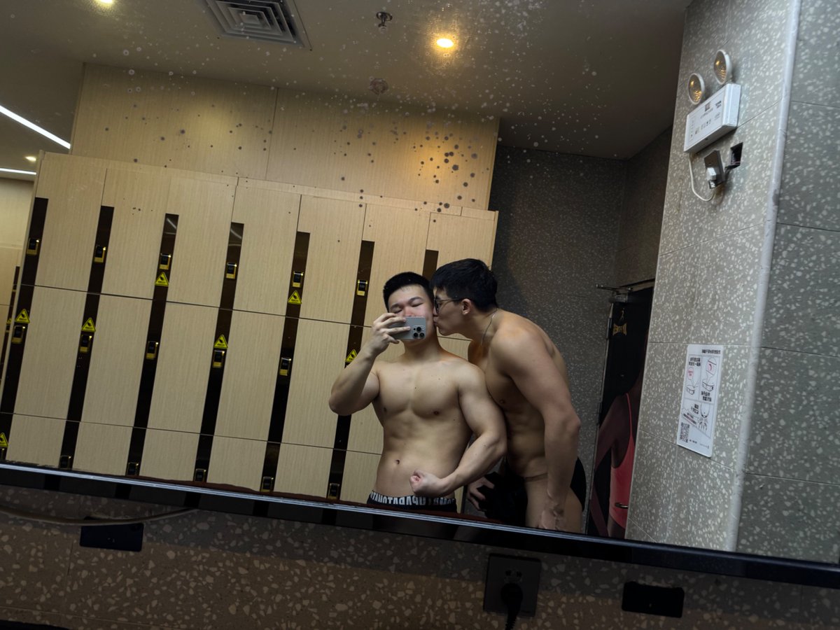 没有脑袋 tweet media