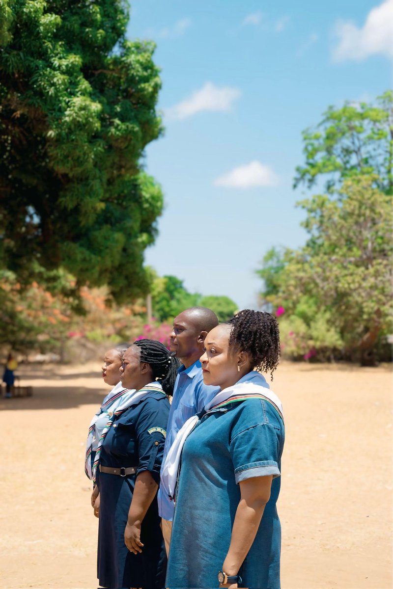 KenyaGirlGuides's tweet image. A wonderful #WorldThinkingDay celebration in Kilifi County! 🌍💙

Graced by Hon. Caroline Kalume (Cheupe) and Mr. Dadu Chome. Proud to host 15 schools, Young &amp;amp; Guide Leaders, and Bravo Guides — welcome Ganda Comprehensive School! 👏🏾

#KGGA #GuidingSpirit