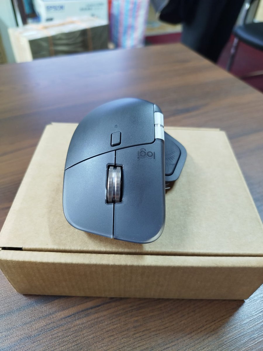 devices_tech's tweet photo. Logitech MX Master 4 Wireless and Bluetooth Rechargeable Mouse- the perfect mouse for Graphic designers, video editors, photographers, and 3D artists will love the ultra-precise tracking and smooth scrolling
Call 0708443675 to order for it.

#Kenyan  #Mouse  #fypシ #foryou https://t.co/Xr8Y2gYPs6