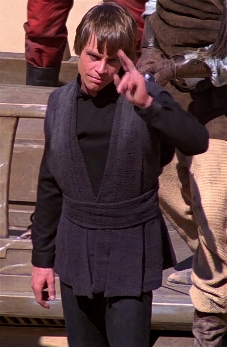 Luke Skywalker tweet media