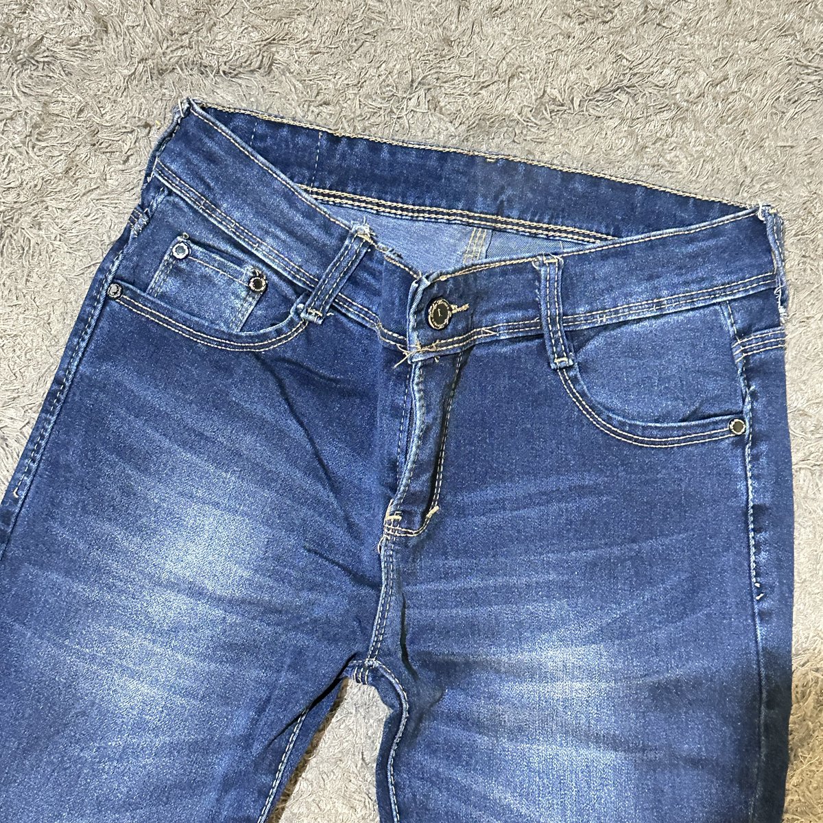 pus | mt aft dm tweet media