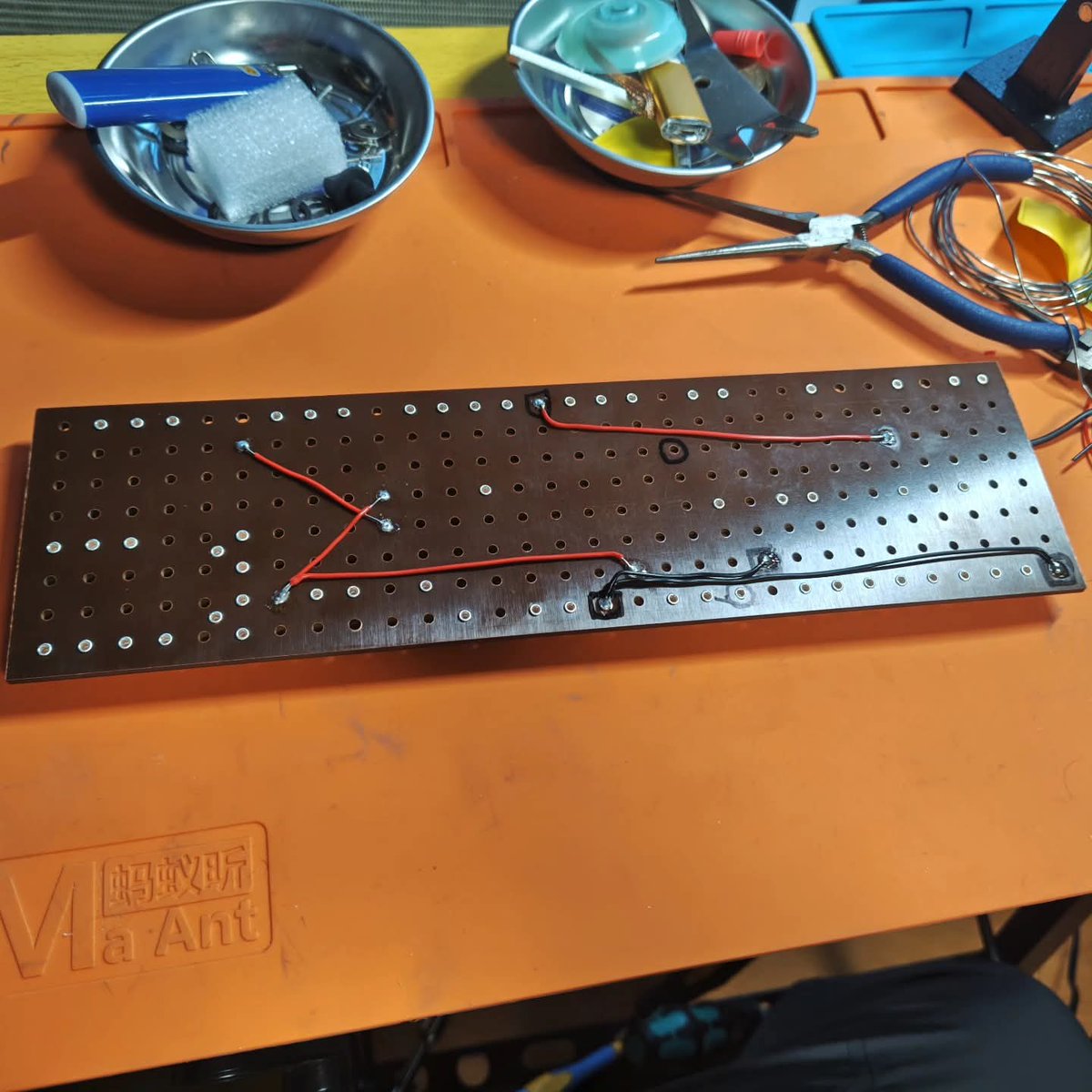 MILLVC75's tweet photo. The most fun part of building a tube guitar amp.

#modulusamplification 
#tubeguitaramp 
#marshallamps https://t.co/gF3mq2Laxb