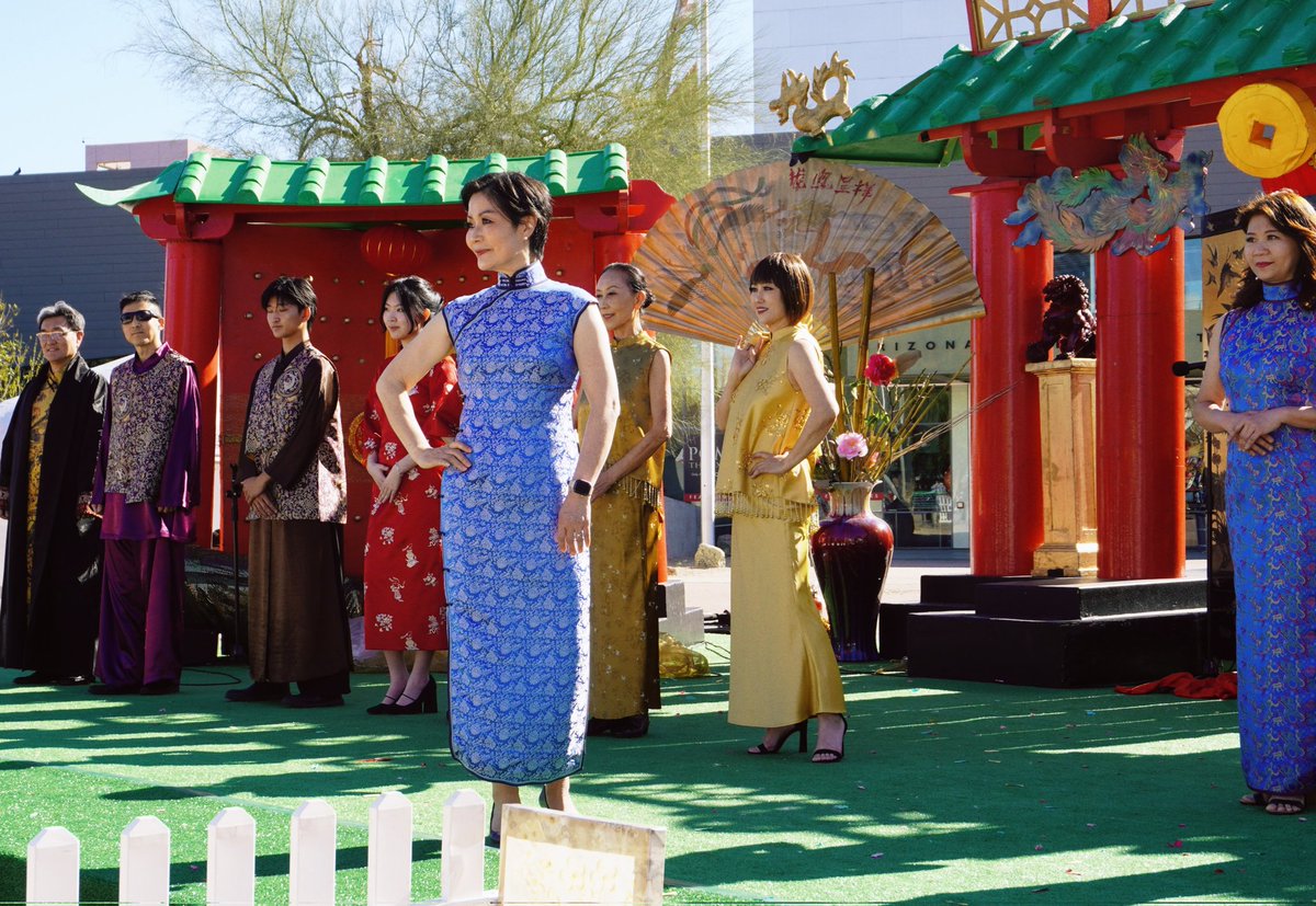 CD_Discovery's tweet photo. 🎉 39 years of friendship city magic! ✨ The 36th Phoenix Chinese Week brought Chengdu’s legendary Shu brocade and rich intangible cultural heritage to the spotlight — sharing the beauty of Sichuan right in Phoenix! ❤️
 
#Chengdu #Phoenix #FriendshipCities #ShuBrocade #CulturalExchange @ChineseEmbinUS @AmbXieFeng @CHNConsulate_LA @CityofPhoenixAZ