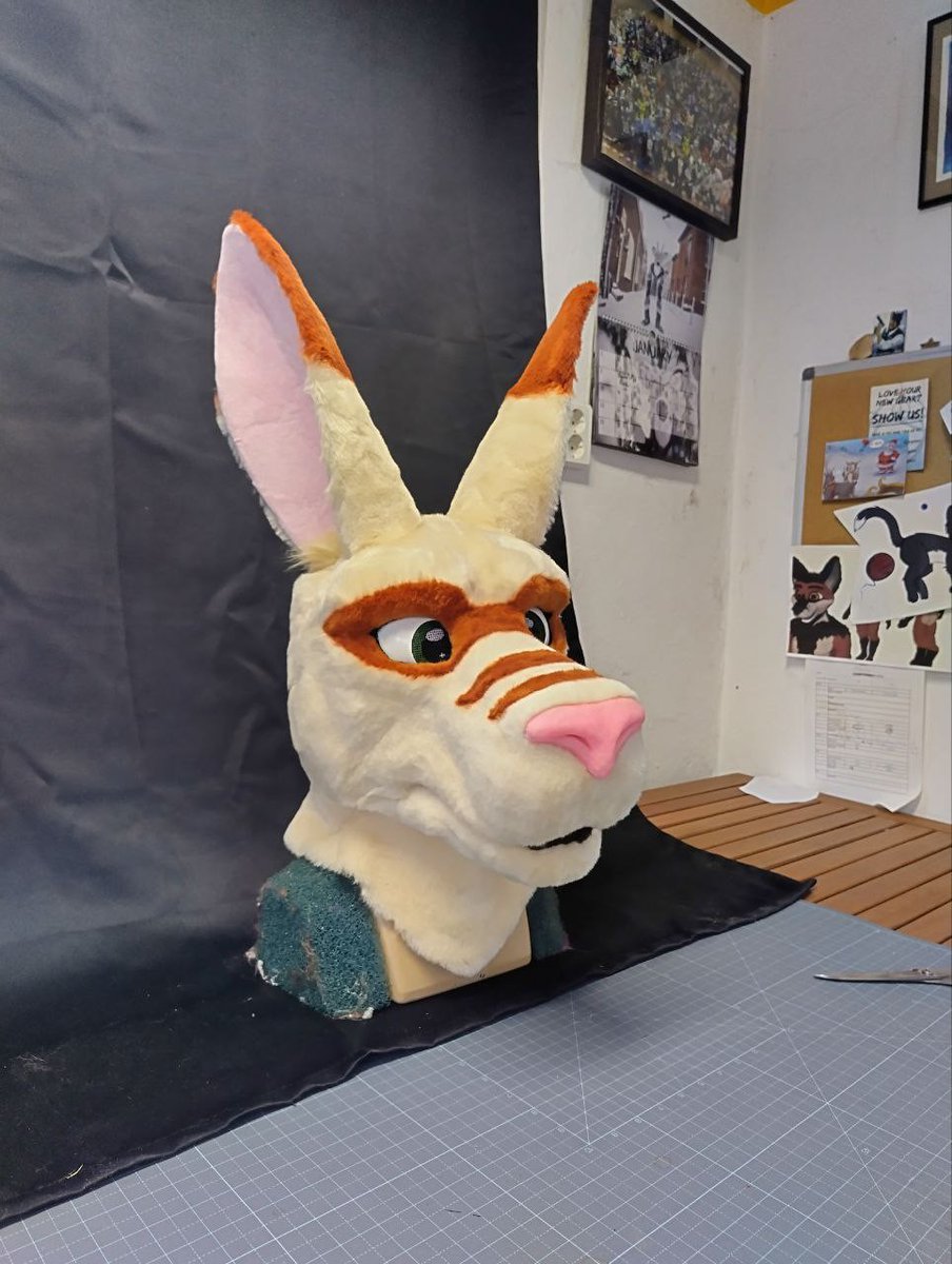 Wildspotworks Fursuits 💙💛 tweet media