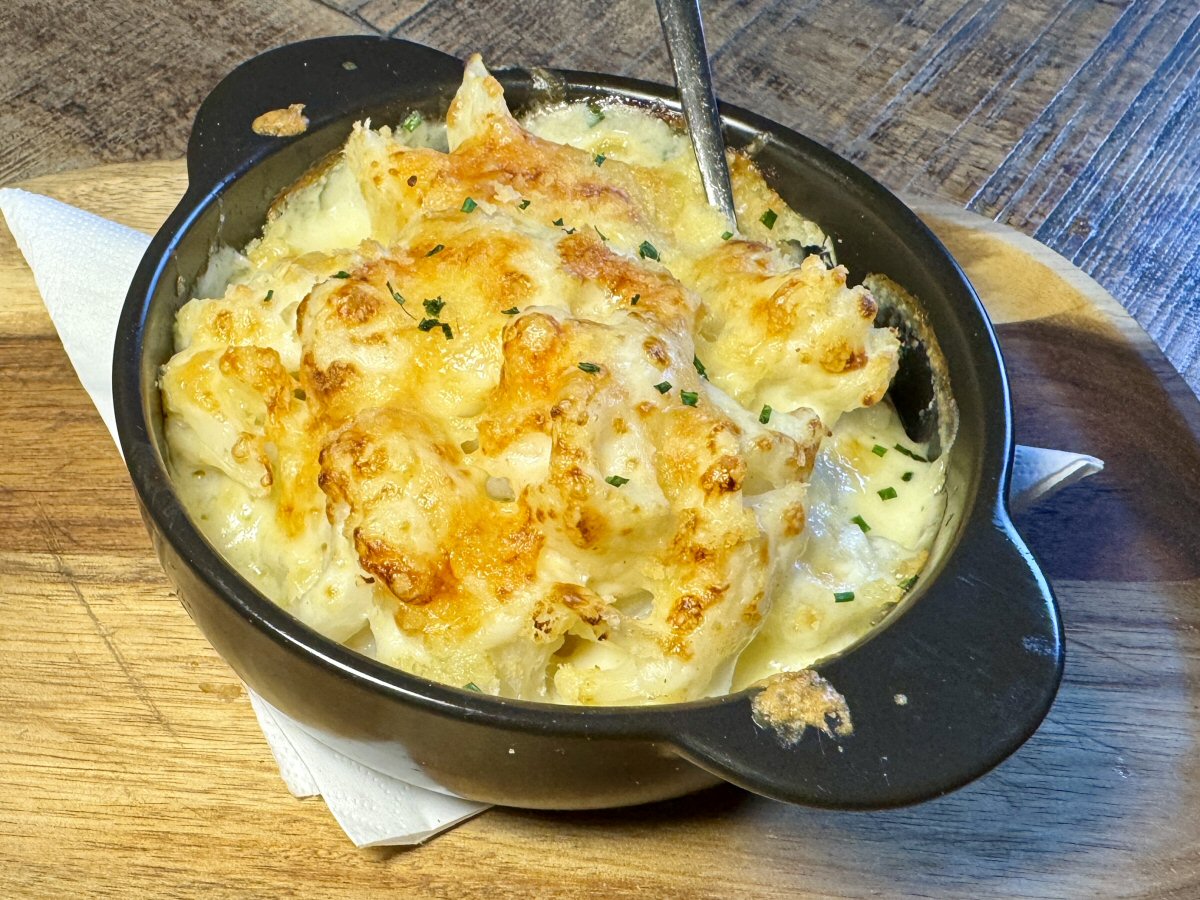 Sticky Beak Blog tweet media