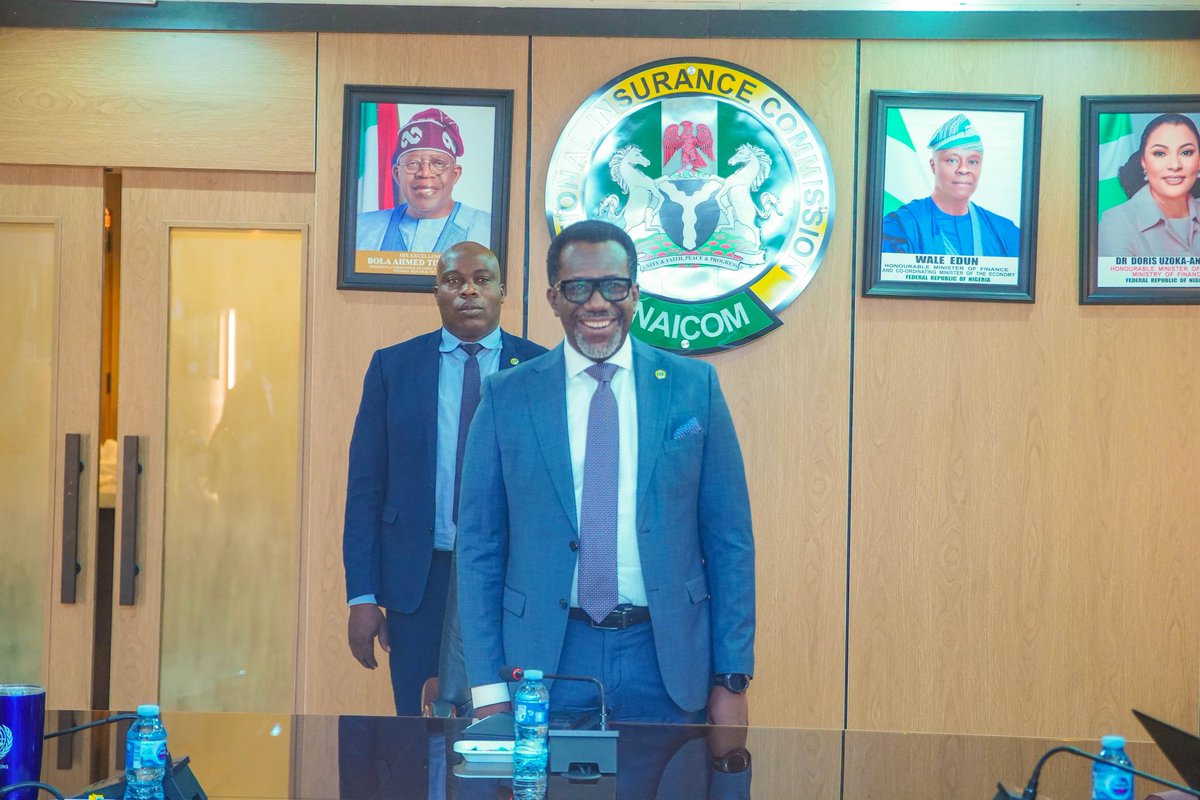 NaicomNG's tweet photo. PHOTO NEWS
The National Insurance Commission (NAICOM) received a delegation from the Presidential Enabling Business Environment Council (PEBEC) Secretariat, led by Mrs. Aimeya Okpebholo.
#NAICOM
#INSURANCE
#NIIRA2025
#TAKAFUL
#PEBEC https://t.co/OI0hyMNWOf
