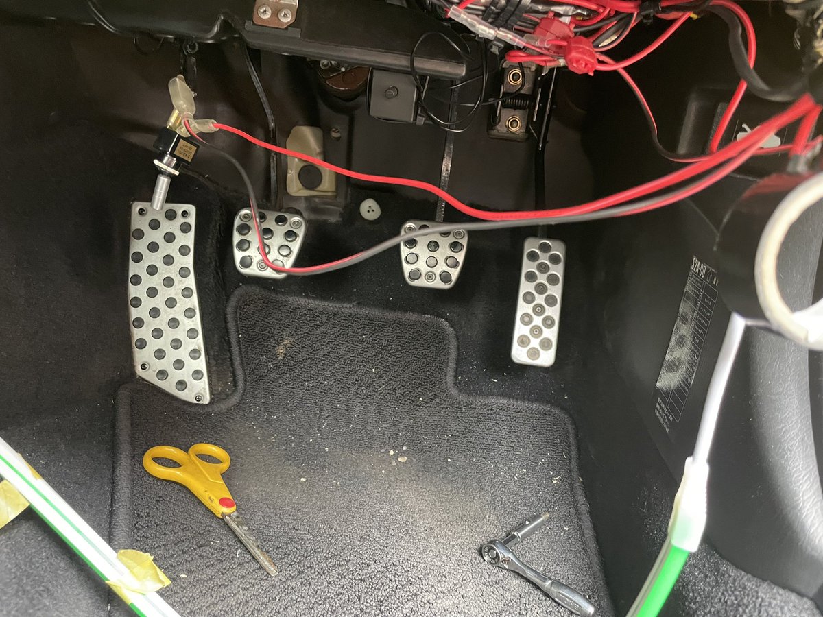 シオン様/白青FD3S 🌽 🌸☄️ 🐑🌂 tweet media