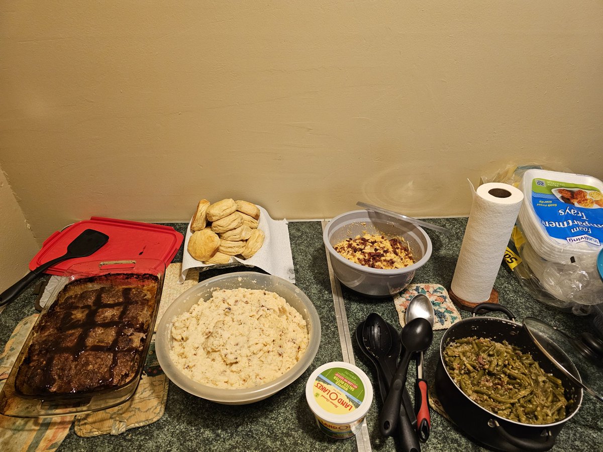 MichaelPurvis1's tweet photo. @harleyxwest I love to cook for my lady... if and when I have one... and my pain level is low enough for me to do it. Especially if I can throw down like this and she appreciates it. https://t.co/tWDgJWgNIA