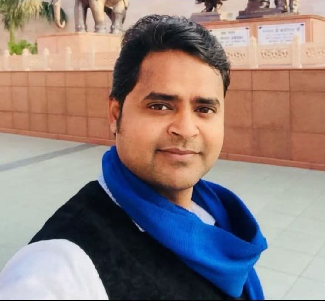 बहुजन समाज पार्टी #आगरा से यशस्वी
 #जिला_अध्यक्ष रहे हमारे प्रिय बड़े भईया #श्री_विमल_वर्मा_जी को #मुख्य_आगरा #मंडल_प्रभारी एवं बड़े भाई #श्री_मनीष_कमल_जी को
#जिला_अध्यक्ष_आगरा बनाए जाने पर आप दोनों को बहुत बहुत बधाई एवं शुभकामनाएं। 
<a href="/Mayawati/">Mayawati</a> <a href="/bsp001/">पंकज शुक्ला</a> <a href="/bspindia/">Bahujan Samaj Party</a> <a href="/Bsp4u/">BSP</a> <a href="/diwakarbst/">दिवाकर प्रजापति बीएसपी( बहनजी हमारी सम्मान 🐘)</a>