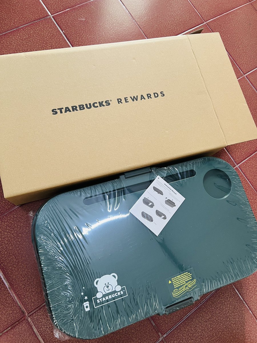 zahkoman's tweet photo. #starbucksrewards ได้มาแล���วน่าาาา #starbucks #gift https://t.co/vYw19dnlsS
