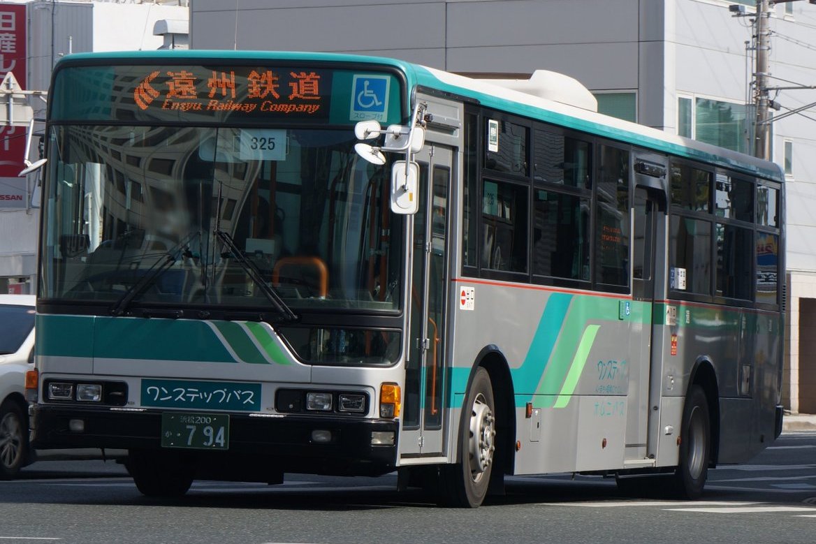 遠鉄バス
浜松200か・794　浜松東
QKG-MP35FP（2012年式）

浜松まつりシャトル　2025.5.5