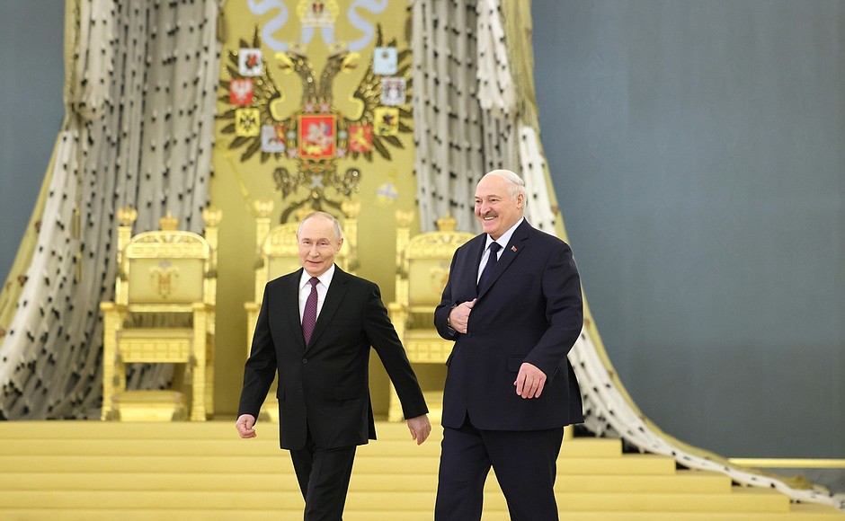 mfa_russia's tweet photo. 🇷🇺🇧🇾 On Feb 26, Presidents of Russia &amp; Belarus held a Meeting of the Supreme State Council of the #UnionState.

In the 30th anniversary year of the Union, the Meeting outlined further comprehensive steps to deepen &amp; strengthen #RussiaBelarus cooperation.

https://t.co/z2ClNqXPyq https://t.co/zihUqk4WWF