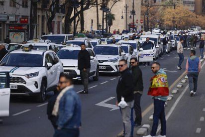 La Generalitat cita a taxi y VTC para desatascar el conflicto tras dos días de protestas en València

yotaxi.es/la-generalitat…
