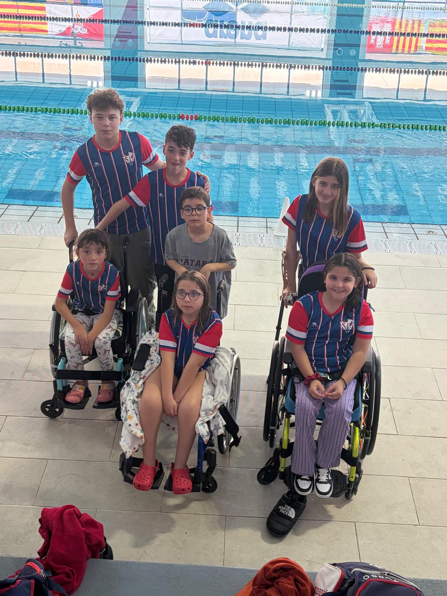 cnmataro's tweet photo. 🏊El CN Mataró va competir al Campionat de Catalunya d’Hivern de Natació Adaptada (CN Terrassa) i, tot i les baixes, va assolir una meritòria 3a posició per equips, amb molts podis individuals.

🔗Llegeix la crònica: https://t.co/zxE6Ojf4Li https://t.co/mToVGfobAG
