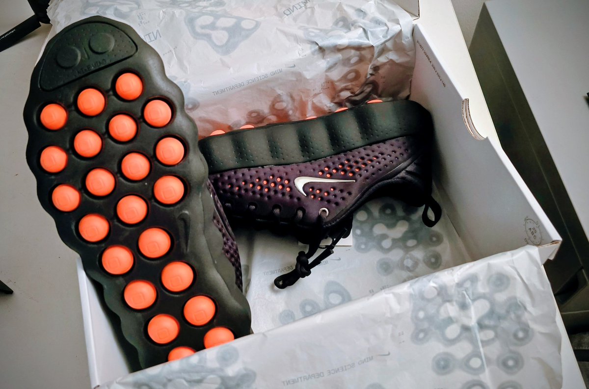 Robot Review Tech tweet media