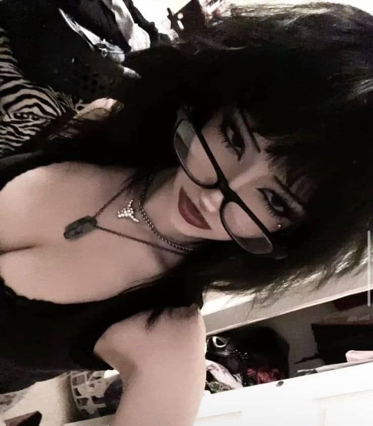 LA GOTHIQUE tweet media