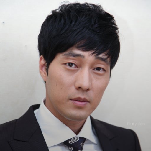 huwer516's tweet photo. 제일 많이 들었던 닮은 꼴 김제동
제일 황당했던 닮은 꼴 소지섲
제일 싫었던 닮은 꼴 하하
제일 납득이 안 갔던 닮은 꼴 꼬마마법사레미 
그 초록색 https://t.co/2Uk0GpZfKU